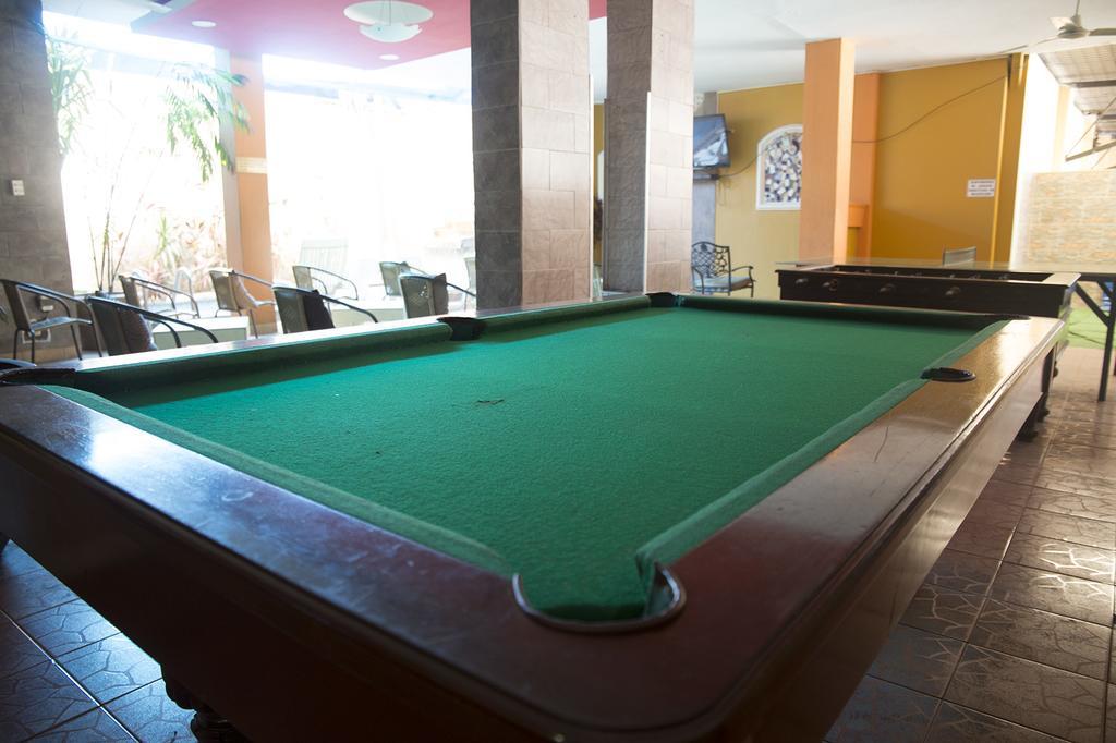 Tropical Inn Hotel Guayaquil Buitenkant foto