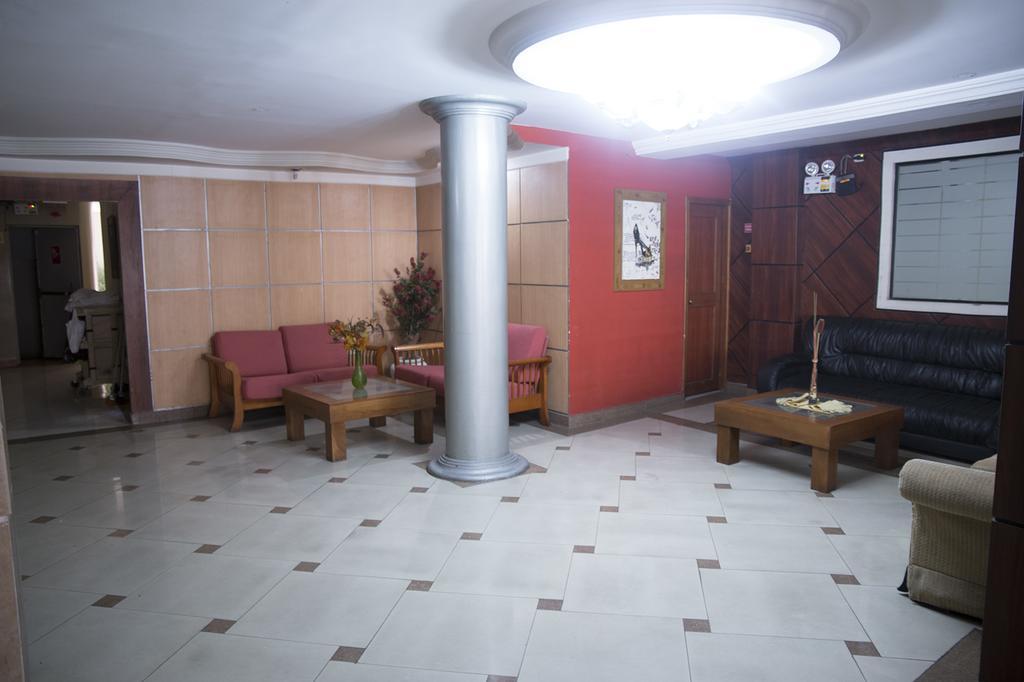 Tropical Inn Hotel Guayaquil Buitenkant foto