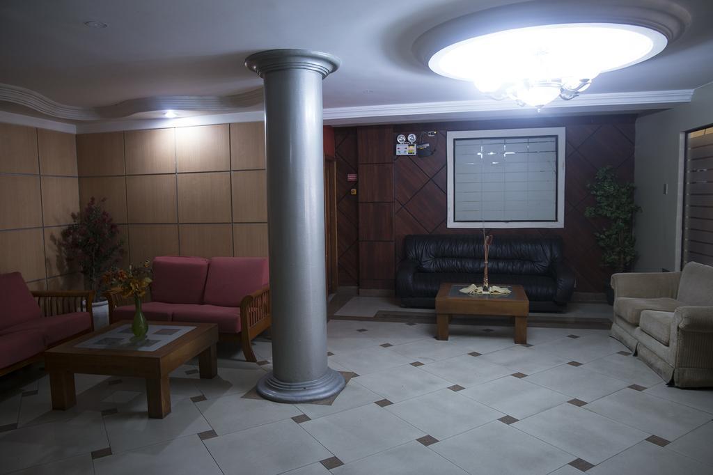 Tropical Inn Hotel Guayaquil Buitenkant foto